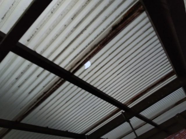 高砂市の劣化したベランダ屋根